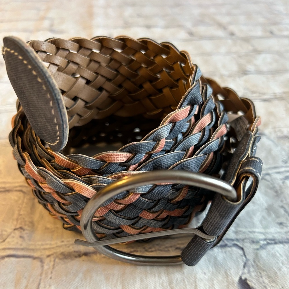 FAUX DENIM LOOK WOVEN WOMENS TWO TONE BELT SILVER TONE BUCKLE SIZE 13
